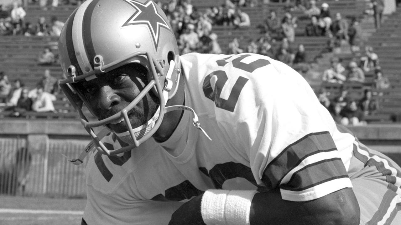 Bob Hayes: A two-sport legend with speed to thrill